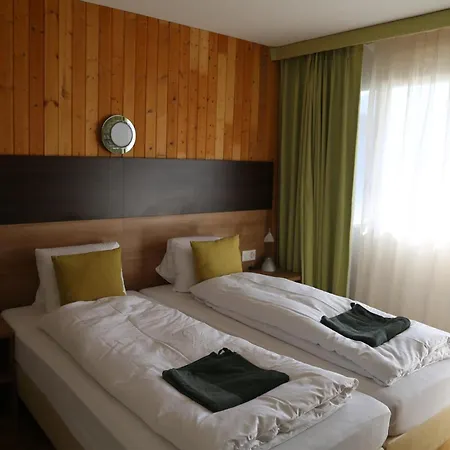 Lakeview Bei Interlaken Hotel
